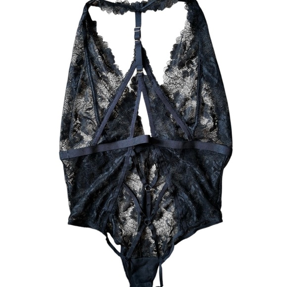 Torrid Curve Black Chantilly Lace Strappy Halter Bodysuit Lingerie 2X Coquette - Picture 5 of 9